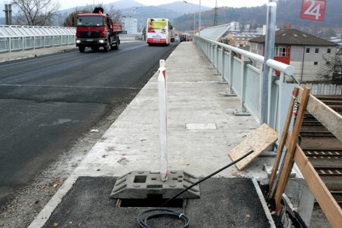 Ilustračný obrázok k článku Pripravte sa na dopravné obmedzenia: Oprava mosta až do septembra!